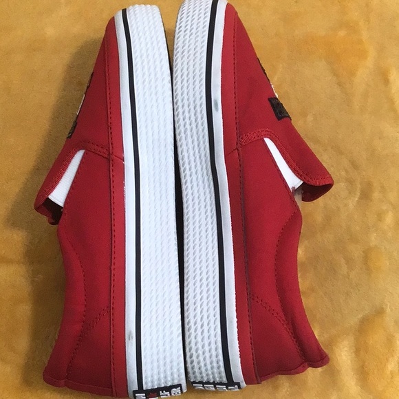 EUC. TOMMY HILFIGER Sequined Canvas Slip On Flat Sneaker Red - Picture 8 of 9